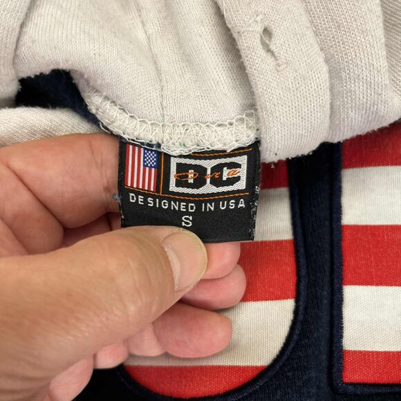 Hoodie Men’s Small USA Washington DC Flag Stars Stripes Patriotic Vintage Stains - Picture 3 of 10